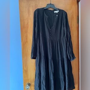 Black casual Loft dress!!!